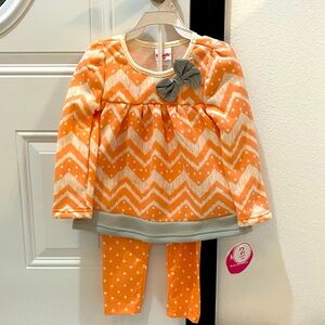 Nannette kids Toddler Girls 2 Pc Coral/Cream Fleece Top & Leggings Outfit - 4T